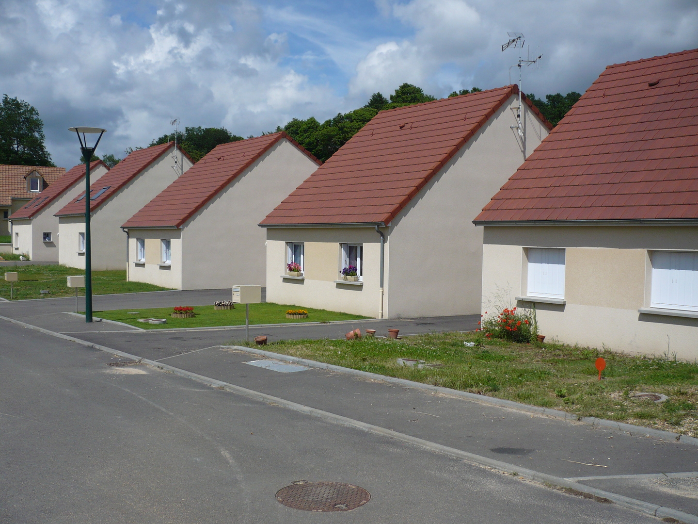 72_Verneil le Chetif_Rue du Louvre.jpg